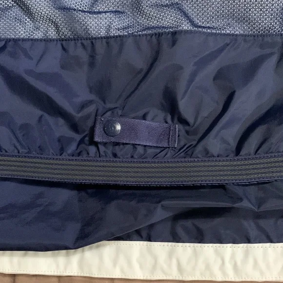 The North Face Women’s Snow Jacket SZ Medium - Picture 11 of 16